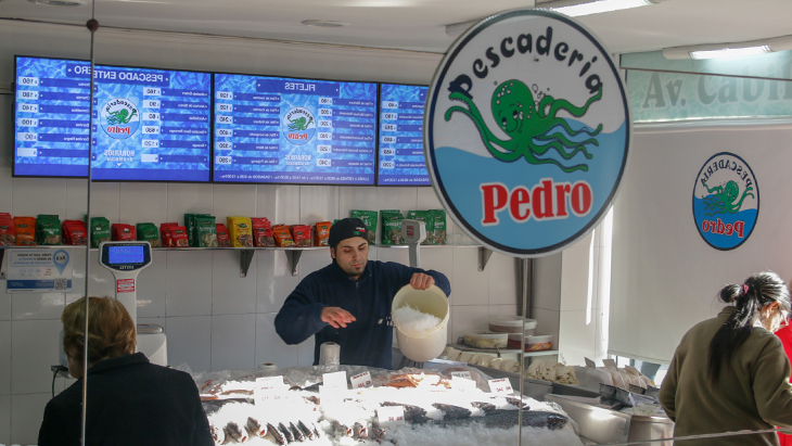 Prometeo fishmongers manage their digital signage with Dex Manager